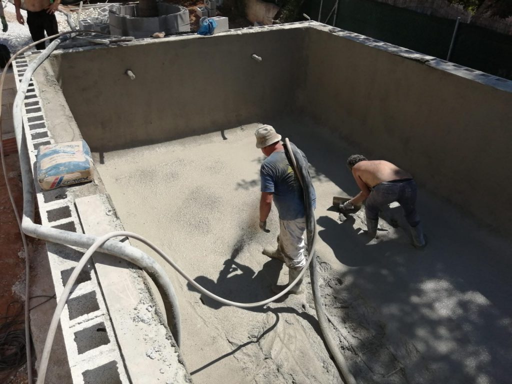 Construccion de piscina en Calpe - Gunitado